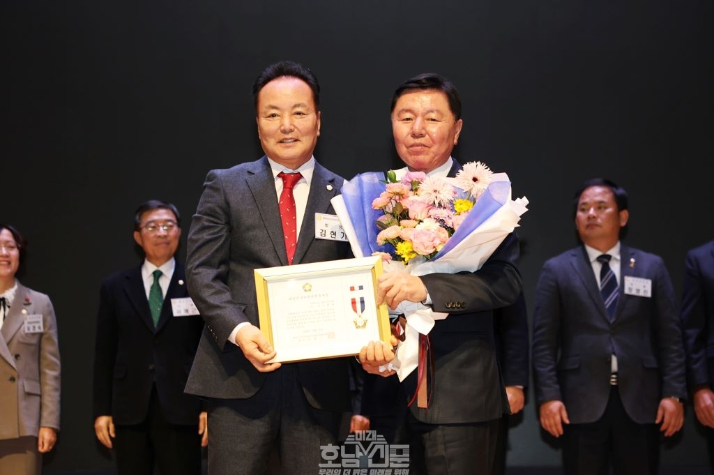 화순군의회 오형열 의장,대한민국지방의정봉사상 수상